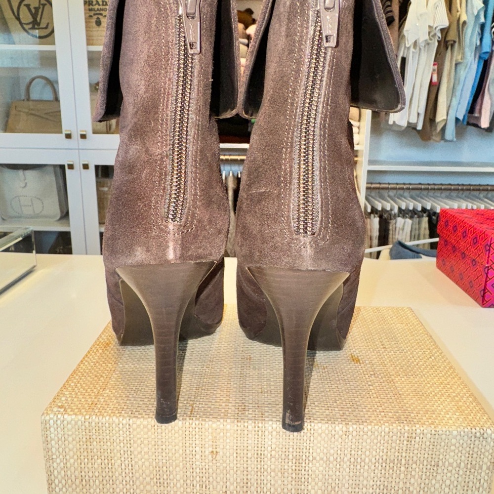 Lauren Ralph Lauren brown suede booties - Picture 7 of 12